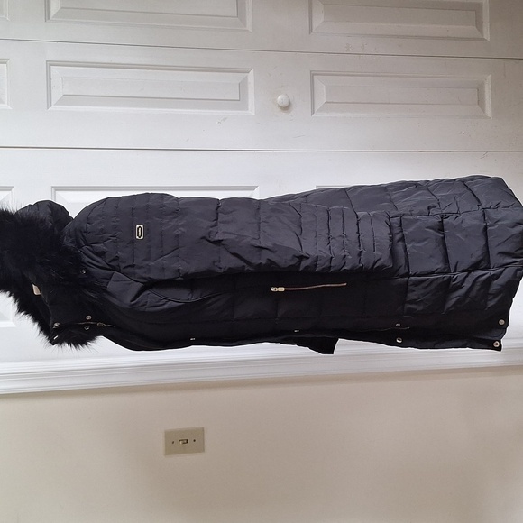 Calvin Klein Black Puffer Coat with Faux Fur Hood Size Medium - Picture 2 of 13